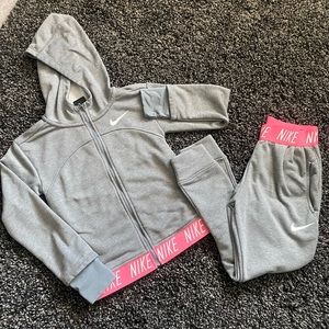Nike girls outfit